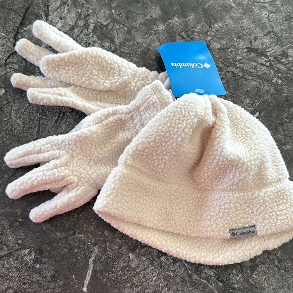 NWT Columbia youth hat and gloves set - Picture 1 of 1
